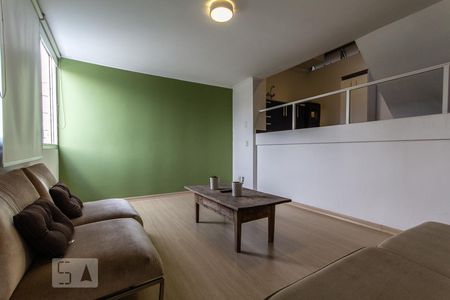 Sala de kitnet/studio para alugar com 1 quarto, 50m² em Vila Tramontano, São Paulo