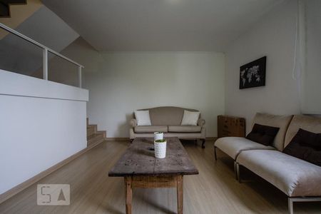 Sala de kitnet/studio para alugar com 1 quarto, 50m² em Vila Tramontano, São Paulo