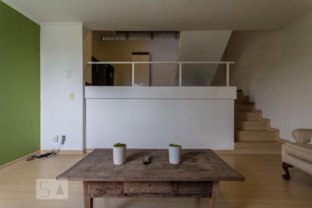 Sala de kitnet/studio para alugar com 1 quarto, 50m² em Vila Tramontano, São Paulo