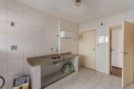 Cozinha de apartamento para alugar com 2 quartos, 100m² em Indianópolis, São Paulo