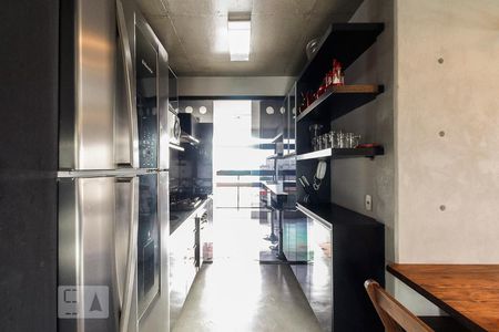 Cozinha  de kitnet/studio à venda com 1 quarto, 74m² em Vila Regente Feijó, São Paulo