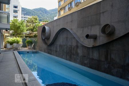 Piscina - área comum do condomínio de apartamento à venda com 2 quartos, 100m² em Jardim Botânico, Rio de Janeiro