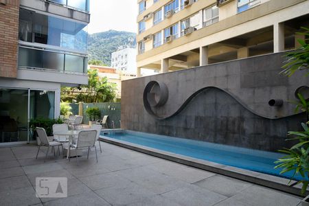 Piscina - área comum do condomínio de apartamento à venda com 2 quartos, 100m² em Jardim Botânico, Rio de Janeiro