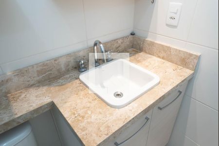 Studio à venda com 28m², 1 quarto e 1 vaga Studio à venda com 28m², 1 quarto e 1 vagaBanheiro