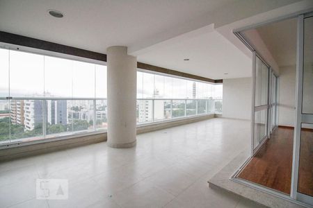 Varanda de apartamento à venda com 4 quartos, 235m² em Alto da Lapa, São Paulo