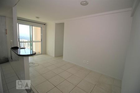 Sala de apartamento à venda com 3 quartos, 70m² em Jacarepaguá, Rio de Janeiro