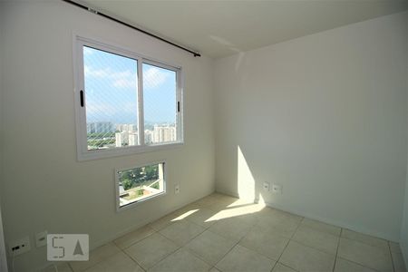 Suite de apartamento à venda com 3 quartos, 70m² em Jacarepaguá, Rio de Janeiro