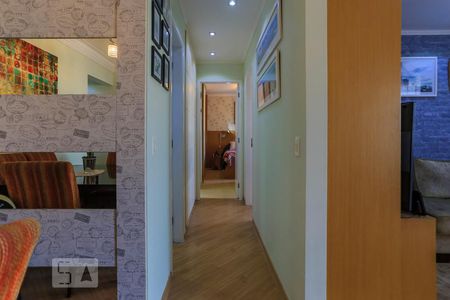 Corredor de apartamento à venda com 2 quartos, 88m² em Vila Firmiano Pinto, São Paulo