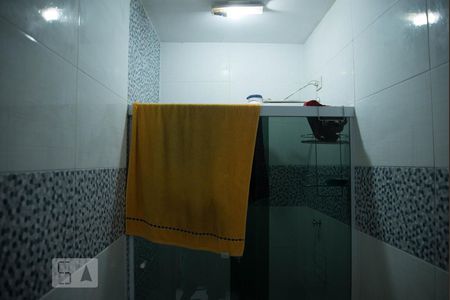 Banheiro social de casa à venda com 3 quartos, 400m² em Vila Baruel, São Paulo