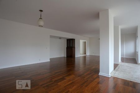 Sala de apartamento para alugar com 3 quartos, 218m² em Cerqueira César, São Paulo