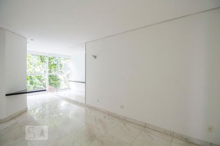 Sala de apartamento para alugar com 2 quartos, 75m² em Funcionários, Belo Horizonte