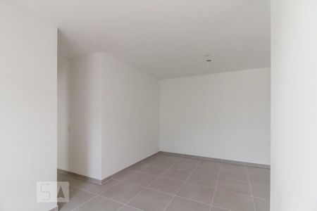 Sala de apartamento à venda com 3 quartos, 70m² em Continental, Osasco