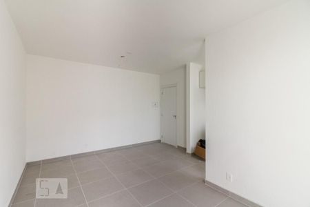 Sala de apartamento à venda com 3 quartos, 70m² em Continental, Osasco