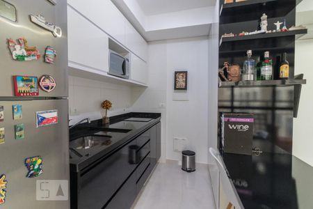 Cozinha de apartamento para alugar com 1 quarto, 42m² em Centro, Curitiba