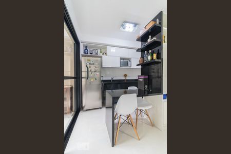 Cozinha de apartamento para alugar com 1 quarto, 42m² em Centro, Curitiba