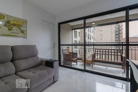 Sala de apartamento para alugar com 1 quarto, 42m² em Centro, Curitiba