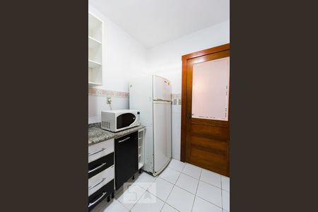 Cozinha de casa de condomínio à venda com 3 quartos, 163m² em Cristal, Porto Alegre