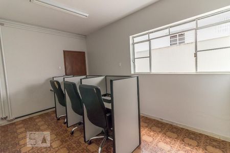 Sala 2 de casa à venda com 4 quartos, 160m² em Pompéia, Belo Horizonte