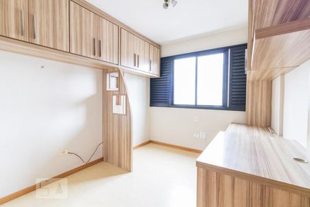 Quarto 1 de apartamento para alugar com 3 quartos, 92m² em Bigorrilho, Curitiba