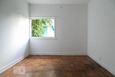 Quarto 2 de casa para alugar com 3 quartos, 180m² em Aclimação, São Paulo