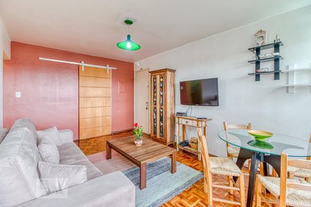 Sala de apartamento à venda com 2 quartos, 74m² em Vila Olímpia, São Paulo