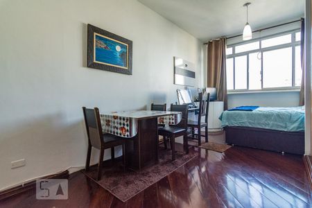 Studio à venda com 30m², 1 quarto e sem vagadormitório