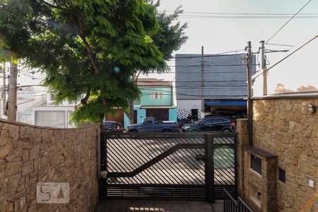 Vista  de casa para alugar com 2 quartos, 200m² em Cidade Mãe do Céu, São Paulo