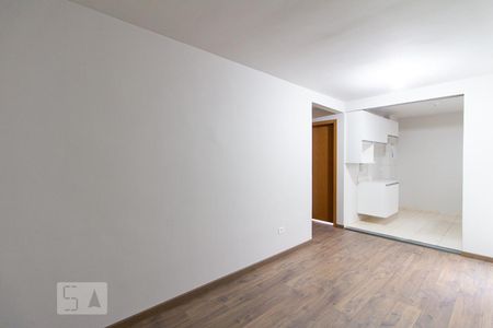 Sala de apartamento para alugar com 2 quartos, 47m² em Fanny, Curitiba