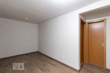 Sala de apartamento para alugar com 2 quartos, 47m² em Fanny, Curitiba