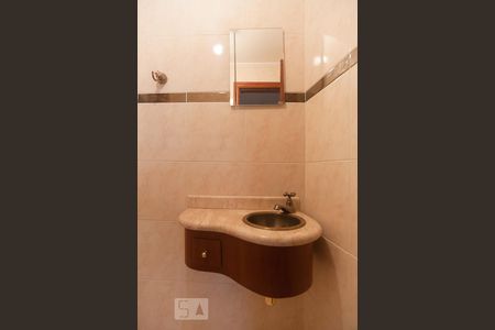 Lavabo de apartamento à venda com 2 quartos, 146m² em Centro, Campinas