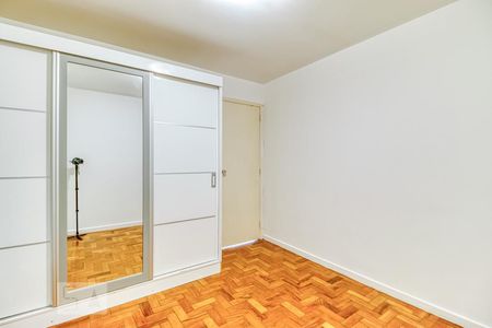 Dormitório de apartamento à venda com 1 quarto, 45m² em Indianópolis, São Paulo