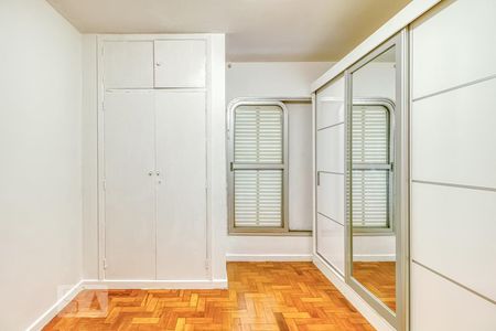 Dormitório de apartamento à venda com 1 quarto, 45m² em Indianópolis, São Paulo