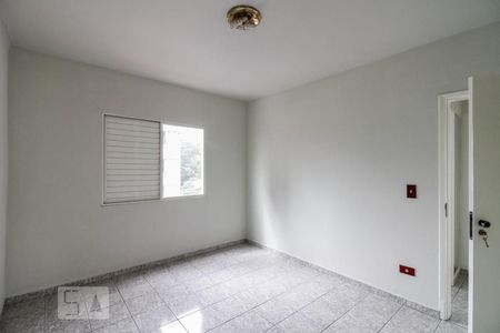 Quarto 1 de apartamento à venda com 2 quartos, 70m² em Vila Yara, Osasco