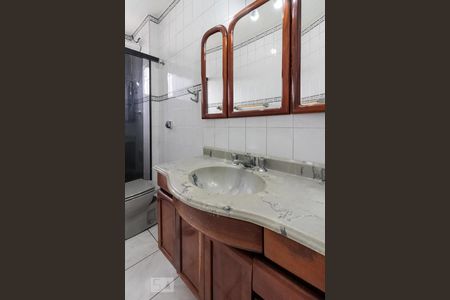 Banheiro de apartamento à venda com 2 quartos, 70m² em Vila Yara, Osasco