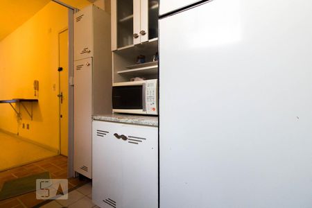 Cozinha de kitnet/studio para alugar com 1 quarto, 36m² em Cidade Baixa, Porto Alegre