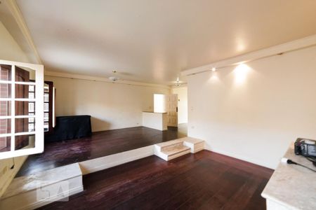 Sala de estar de casa à venda com 4 quartos, 377m² em Jardim Ernestina, São Paulo