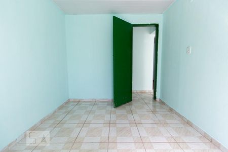 Quarto 1 de casa para alugar com 2 quartos, 40m² em Taguatinga Norte (taguatinga), Brasília