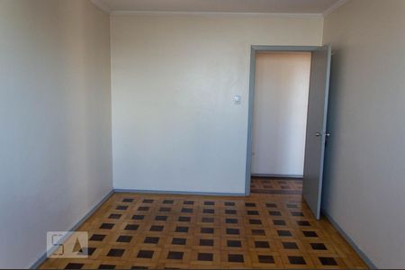 Quarto 1 de apartamento para alugar com 3 quartos, 90m² em Navegantes, Porto Alegre