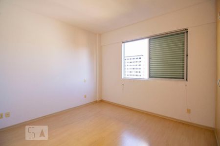 Quarto de apartamento para alugar com 1 quarto, 55m² em Funcionários, Belo Horizonte