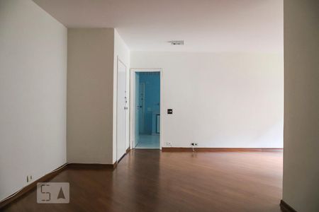 Apartamento para alugar com 110m², 3 quartos e 1 vagaSala