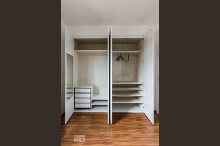 Apartamento à venda com 86m², 3 quartos e 1 vaga Apartamento à venda com 86m², 3 quartos e 1 vagaQuarto 2