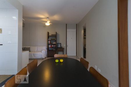 Sala de apartamento para alugar com 1 quarto, 61m² em Barra da Tijuca, Rio de Janeiro