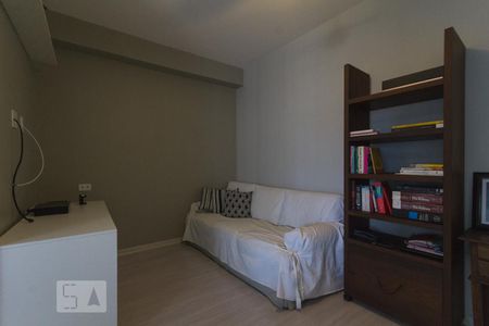 Sala de apartamento para alugar com 1 quarto, 61m² em Barra da Tijuca, Rio de Janeiro