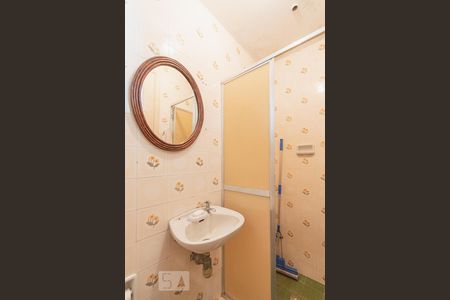 Apartamento à venda com 230m², 3 quartos e sem vaga Apartamento à venda com 230m², 3 quartos e sem vagaBanheiro de Serviço