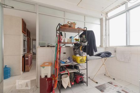 Apartamento à venda com 230m², 3 quartos e sem vaga Apartamento à venda com 230m², 3 quartos e sem vagaÁrea de Serviço