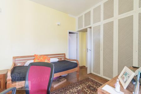 Apartamento à venda com 230m², 3 quartos e sem vaga Apartamento à venda com 230m², 3 quartos e sem vagaSuíte