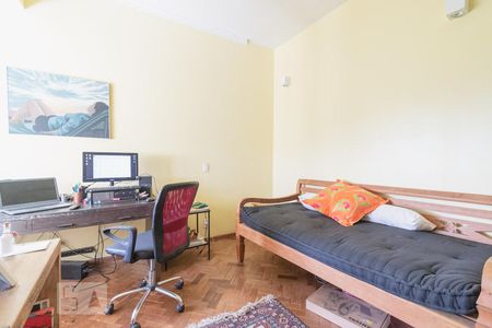 Apartamento à venda com 230m², 3 quartos e sem vaga Apartamento à venda com 230m², 3 quartos e sem vagaSuíte