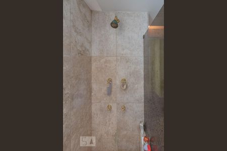 Apartamento à venda com 230m², 3 quartos e sem vaga Apartamento à venda com 230m², 3 quartos e sem vagaBanheiro