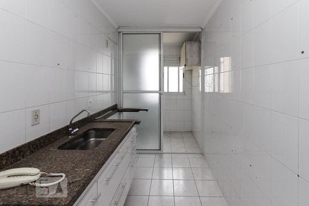 cozinha de apartamento para alugar com 2 quartos, 78m² em Vila Margarida, São Paulo