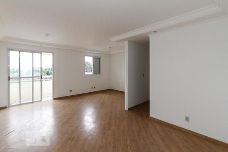 sala de apartamento para alugar com 2 quartos, 78m² em Vila Margarida, São Paulo